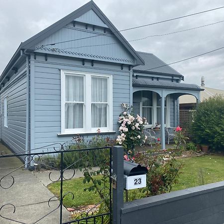 Wee Blue Bnb- Central Cosy Villa 티머루 외부 사진