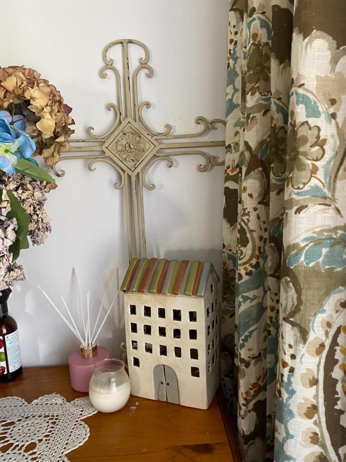 Wee Blue Bnb- Central Cosy Villa 티머루 외부 사진