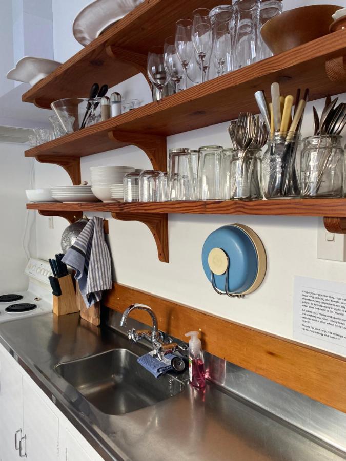 Wee Blue Bnb- Central Cosy Villa 티머루 외부 사진